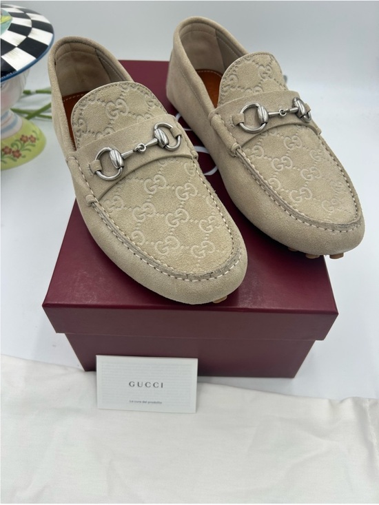 Gucci Other - Men’s Gucci suede oatmeal GG embossed driver loafer size 8 fits nine US